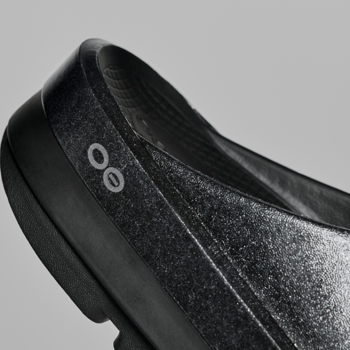 1111blk_close_up-1.png